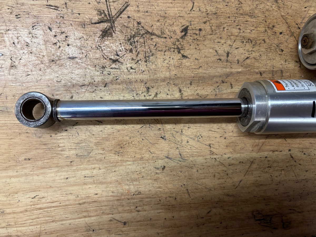 SKI-DOO R-MOTION blizzard clicker rear shock KYB 17
