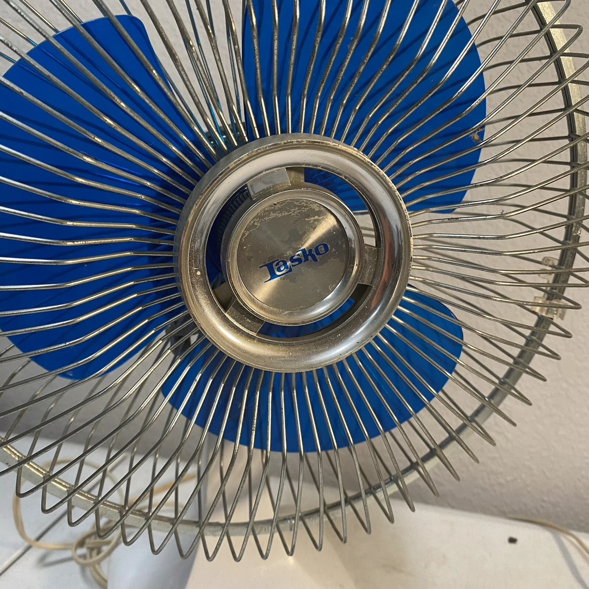 Vintage 60s Lasko E20739 Oscillating Fan Type 9 Style A1 Blue Blade 9u0026#034;  2Speed | eBay