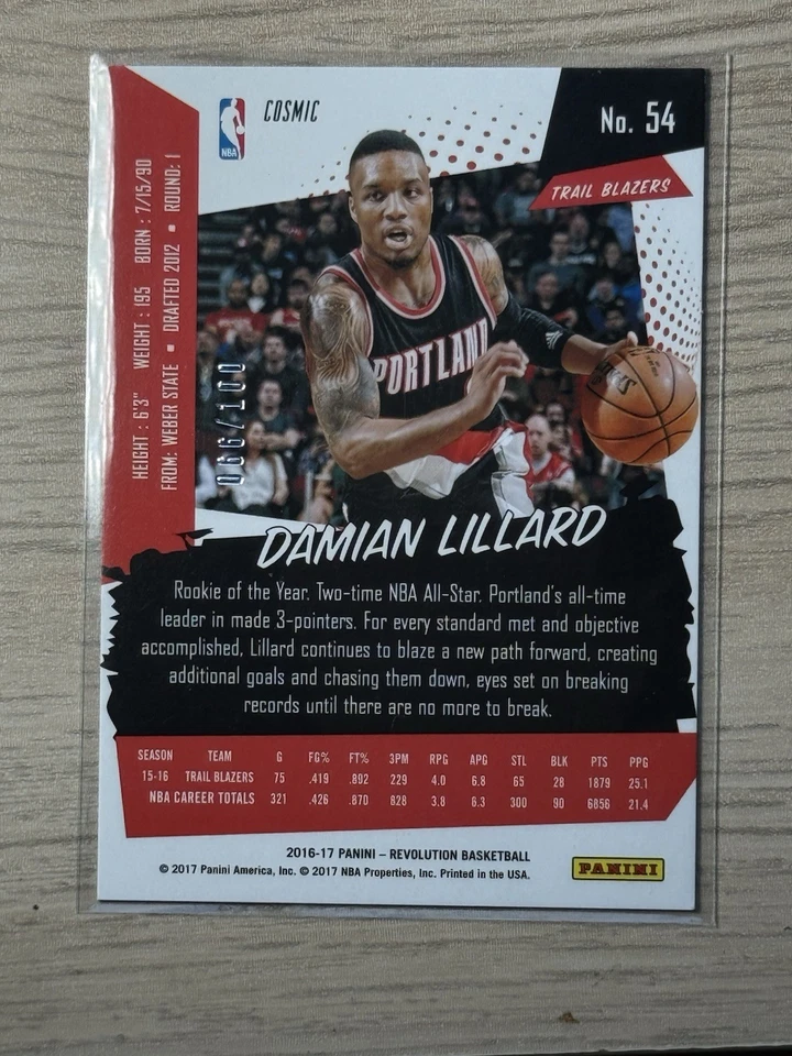 Blazers de baloncesto 2016/17 Panini Revolution Damian Lillard #/100 Cosmic #54 Foto 3 de 4