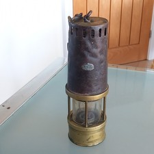 ANTIQUE Richard Johnson Clapham & Morris Manchester Brass Miners Safety Lamp