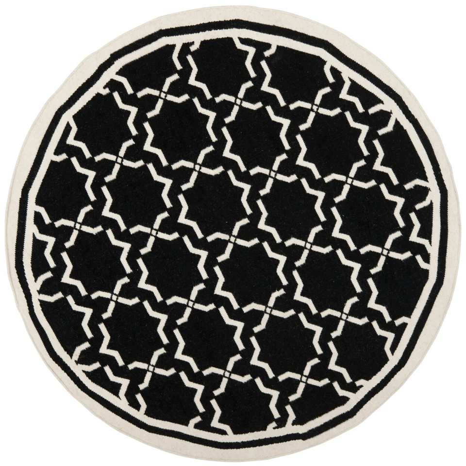 SAFAVIEH Dhurries DHU545L Handwoven Black / Ivory Rug - Image 4 of 4