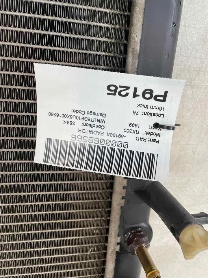 Радиатор Lexus 3,0 л толщина 16 мм оригинальный 1640020130 подходит для LEXUS RX300 1999-2000 - Изображение 2 из 4