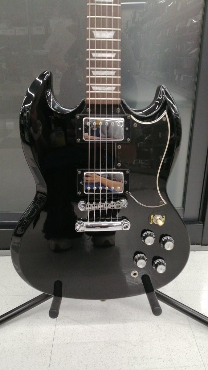EPIPHONE G-400 Used 2000 Mahogany body Mahogany neck Rosewood