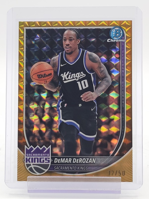 DEMAR DEROZAN 2025-26 BOWMAN CHROME GOLD GEOMETRIC REFRACTOR /50 #BCV-127 Q4193