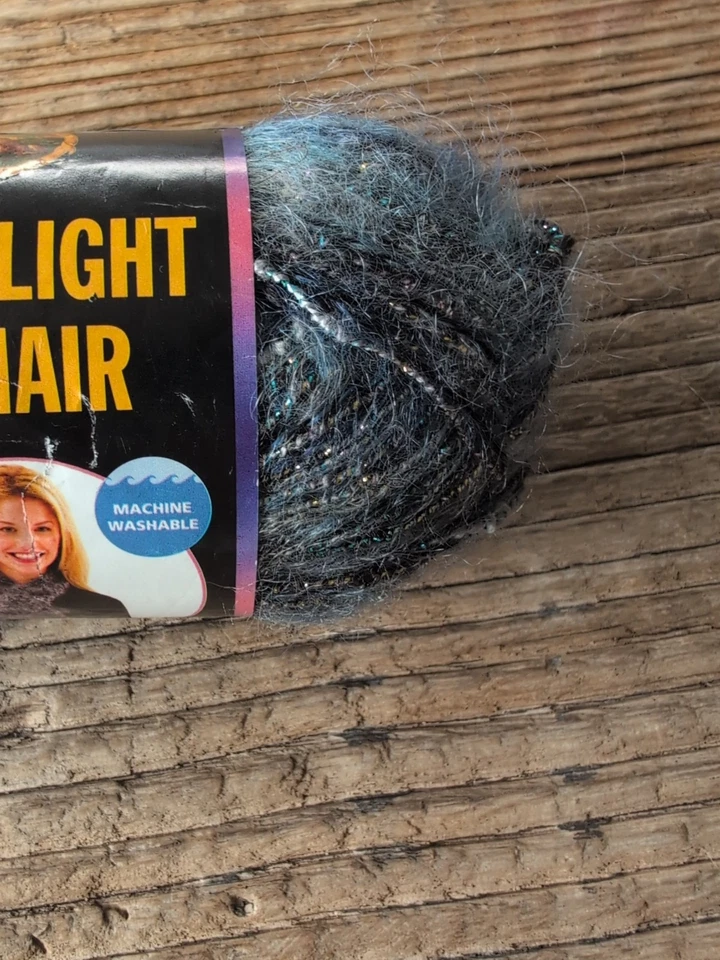 Lion Brand Moonlight Mohair Yarn Glacier Bay #205 1 Skien Italy Blend - Image 3 of 4