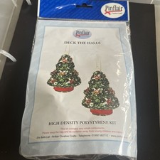 Pinflair Christmas Pinecones Kit Ribbons, Pins & pine trees NEW