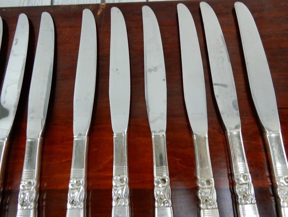 Vintage 68 piezas. Juego de cubiertos Community 1948 Morning Star con caja Foto 4 de 4