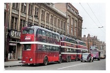 ptc9733 - Yorks' - Doncaster Buses wait on Race Day Passengers c1955. print 6x4 