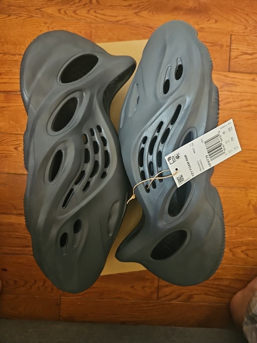 Yeezy Foam Runner Onyx Sz 11 | eBay