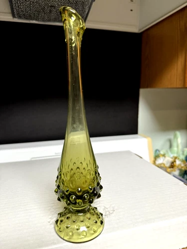 Vintage Fenton Glass Vase Hobnail Bud Olive Green 10” Ex Condition - Cute