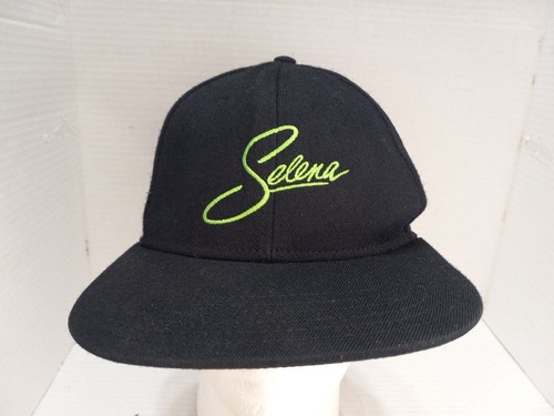Selena Quintanilla “Queen of Cumbia” Official Merch. Rare Gold Script