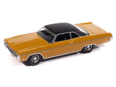 1971 PLYMOUTH FURY II BAHAMA YELLOW 1/64 DIECAST BY AUTO WORLD