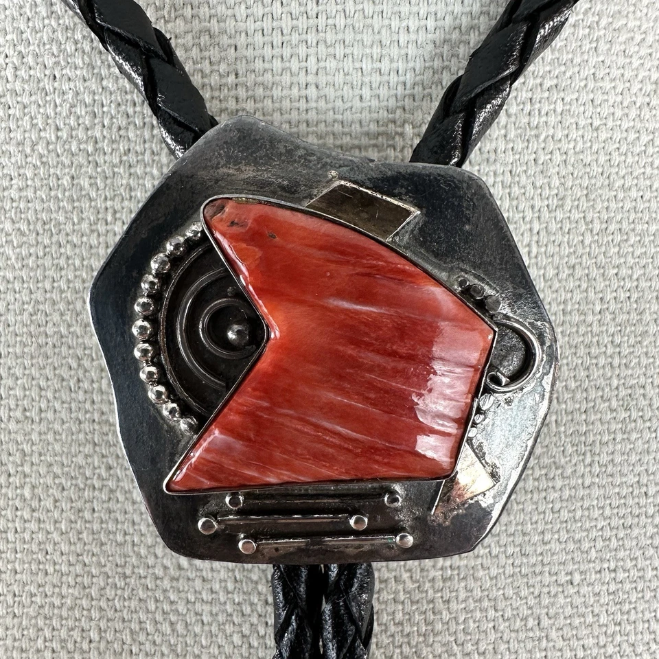 Потрясающий старый галстук-боло из чистого серебра и кораллов юго-западный ручной работы - Изображение 4 из 4