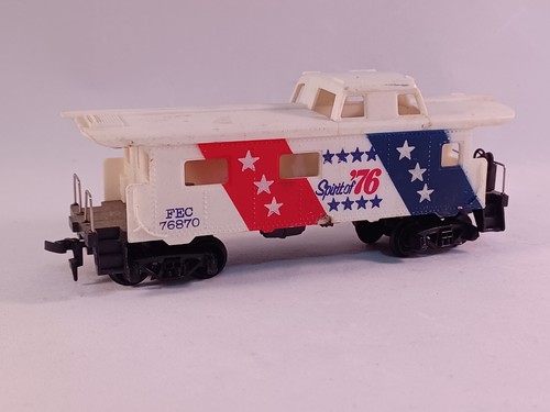 Escala HO Spirit Of 76 FEC 76870 Tren de Carga Furgón Carro Cuerno Gancho Rojo Blanco | Zustand: Used