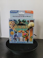 Munchkin Collectible Card Game: Wizard/Bard - Bonus 12-card Booster Set!