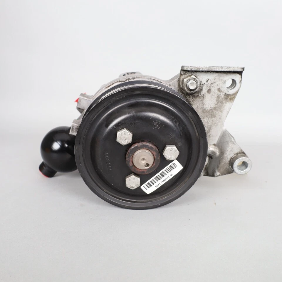 BMW 535i 3.0 2008-2010 bomba de dirección asistida accionamiento dinámico 32416776837 OEM usado Foto 2 de 4