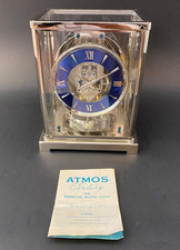 Zz ATMOS Classic Uhr JLC Kaliber 526 nachtblaues Zifferblatt - Platin u. Nickel
