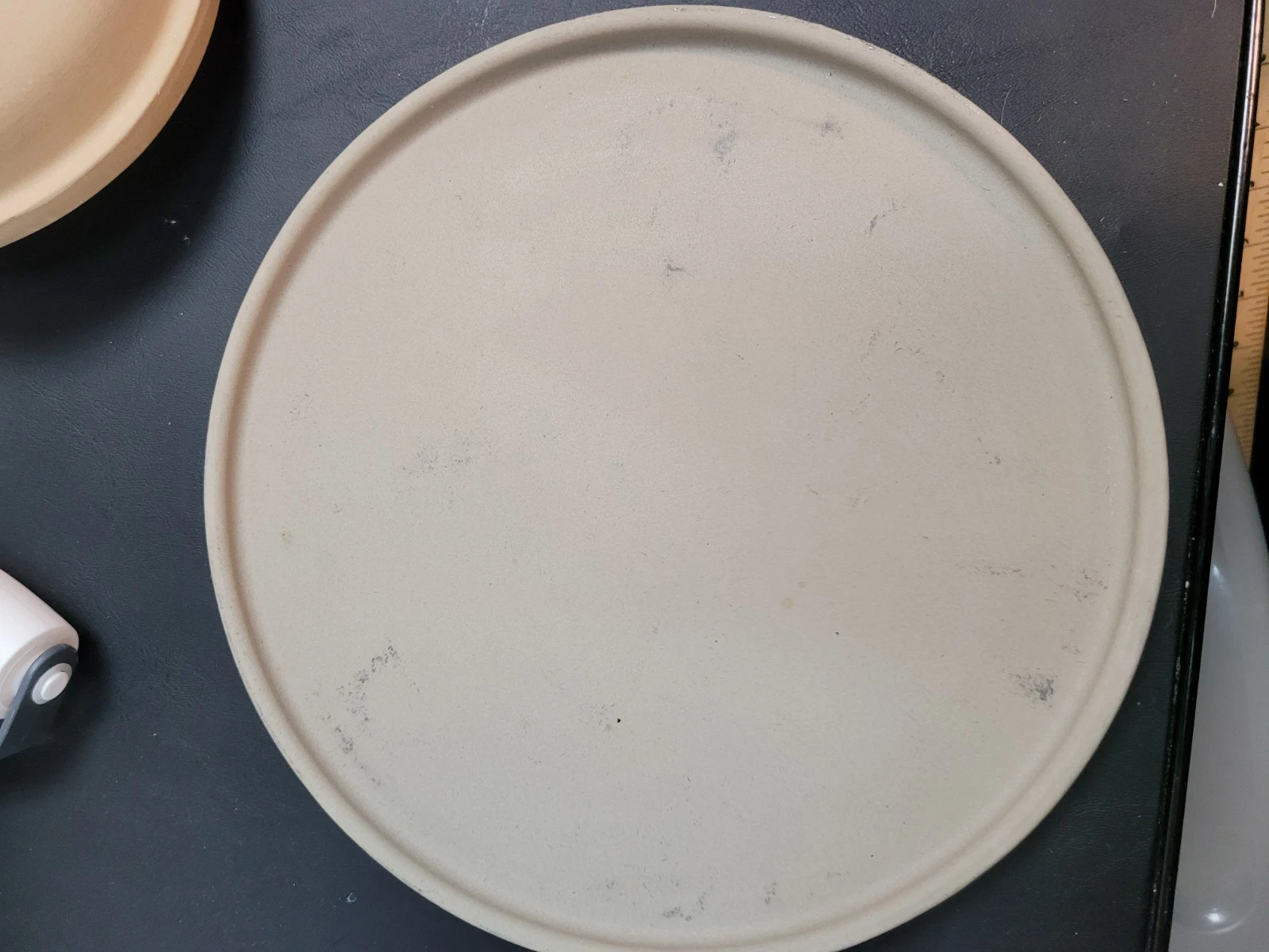 Pampered Chef Personal 8.5" Pizza Stone Round 1182 Stoneware