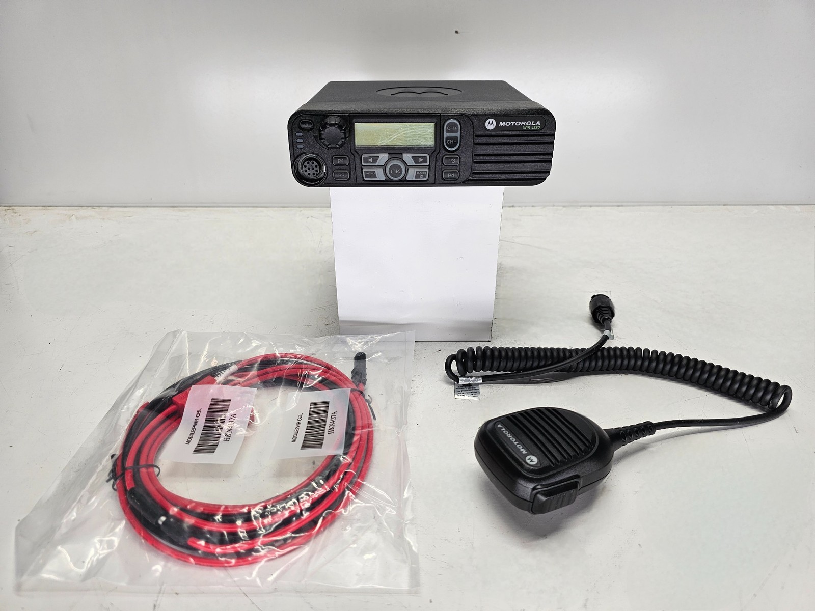 Motorola MotoTRBO XPR4580 XPR 4580 800/900 Mhz 160 CH 35W Mobile CONNECT +