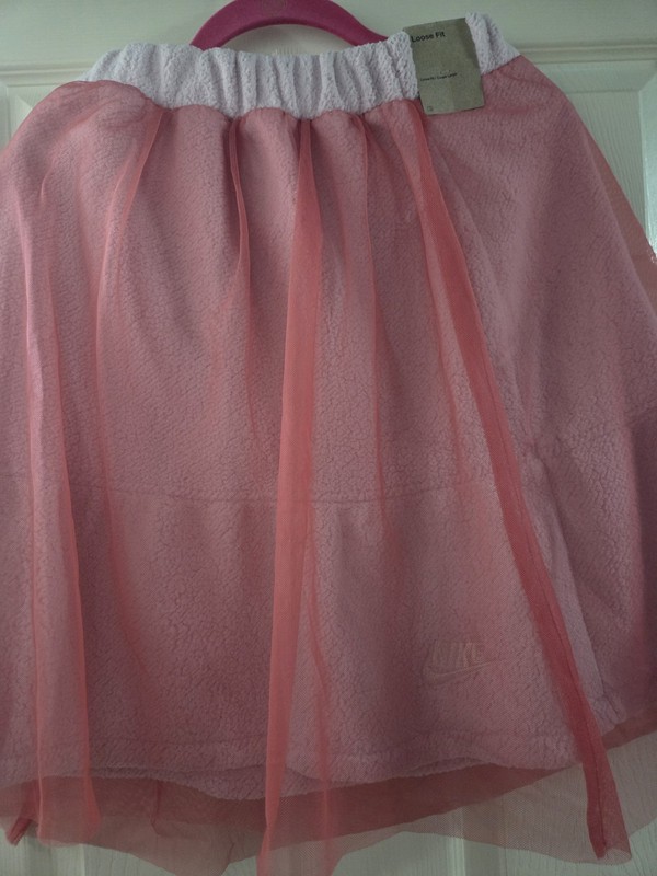 Nike Tulle Layered Fleece Mesh SKIRT Girls Pink Size LARGE New NWT