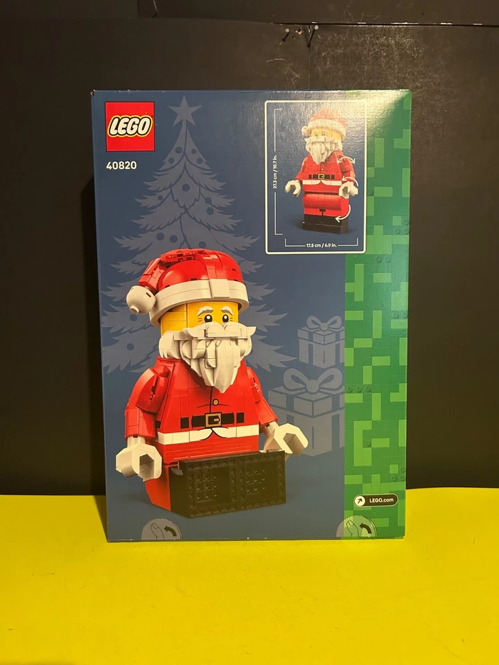 LEGO 40820 Up-Scaled Santa Minifigure - SHIPS OUT NEXT BUSINESS DAY !! - Image 2 of 2