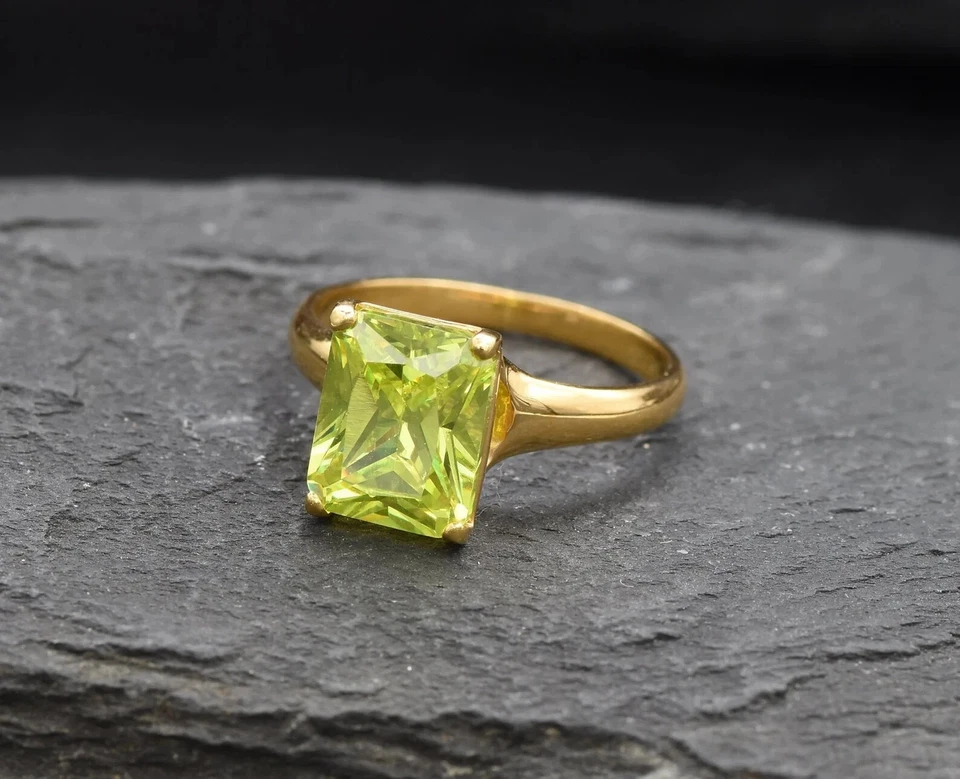 3.00 Ct Emerald Cut Natural Peridot & Diamond Wedding Ring 14k Yellow Gold Sz 8 - Image 2 of 4