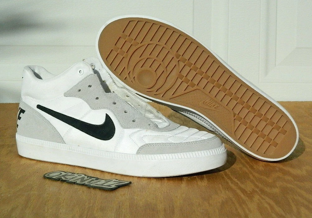 DS 2014 Nike Tiempo Trainer Mid LOOKSEE SAMPLE NSW white black