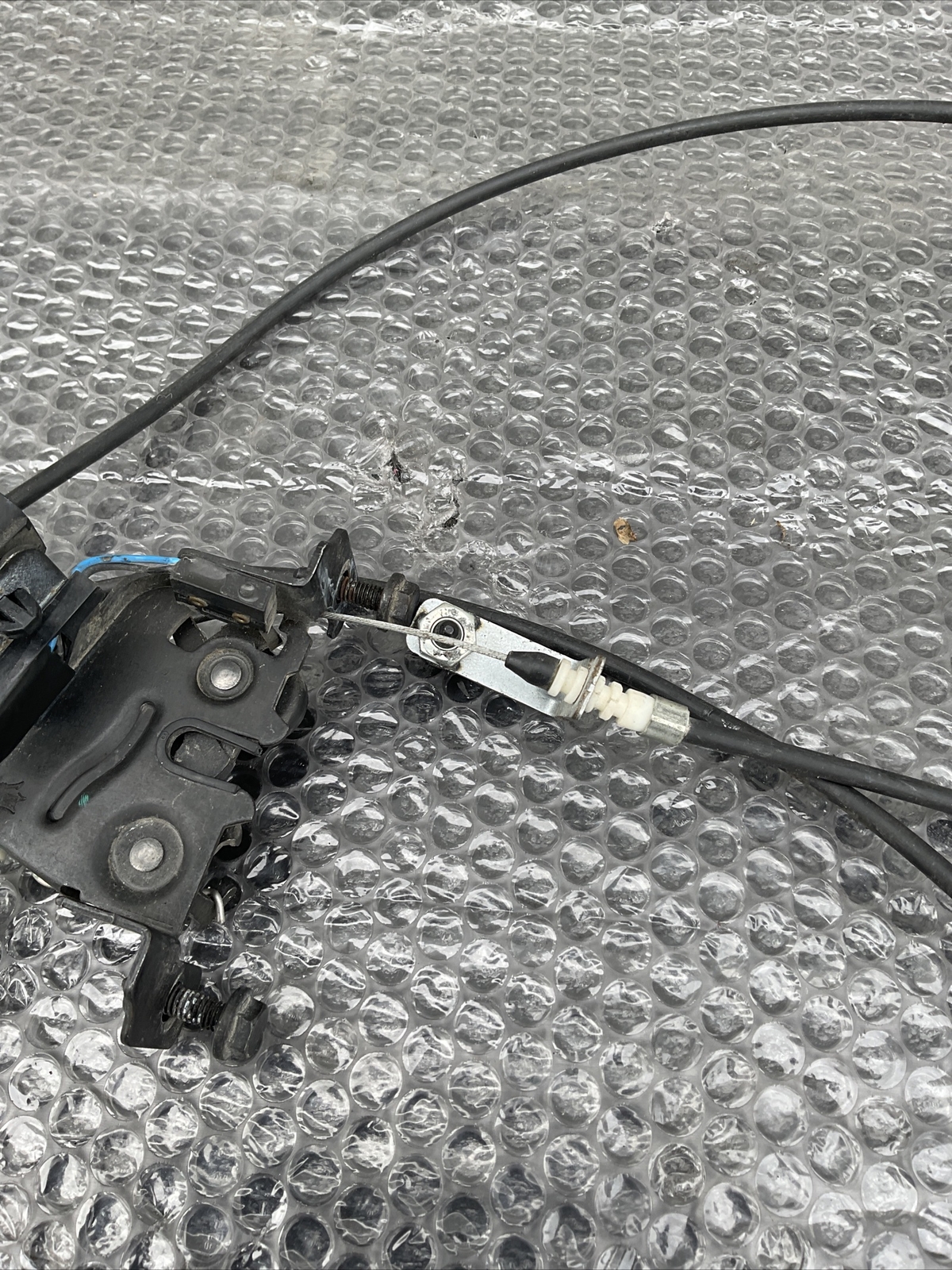 2014-2017 MASERATI GHIBLI S Q4 FRONT HOOD LOCK LATCH W/ CABLE OEM