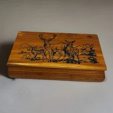 Stone Mountain Wooden Cedar Handcrafted Trinket Keepsake Ribbed Box Deer VTG MCM