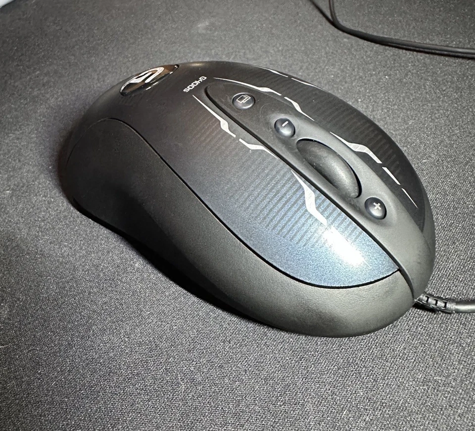 Logitech G400s 8 Buttons Optical Gaming Mouse (P/N 810-003644, S/N:1315LZ0BZEH8) - Image 3 of 4