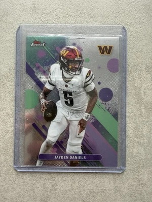 Jayden Daniels Washington Commanders Topps Finest Common NFL Football 2025 - Bild 1 von 2