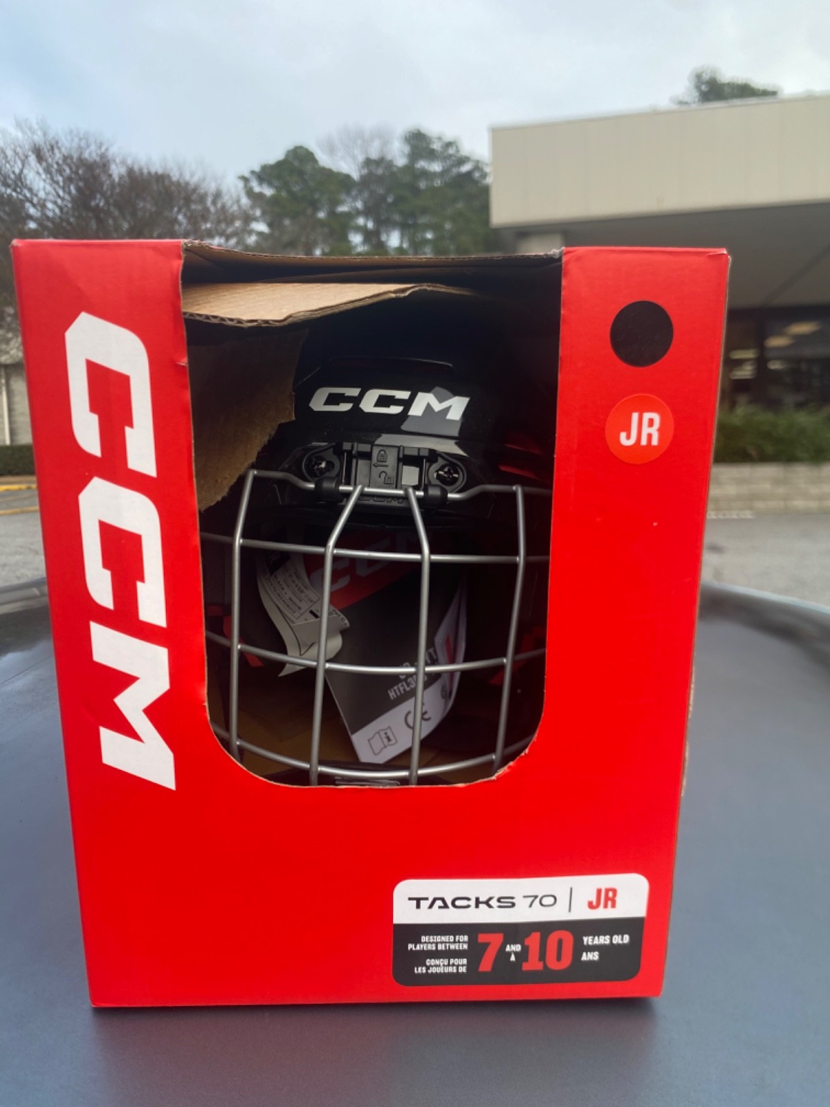 ccm tacks 70 hockey helmet Jr