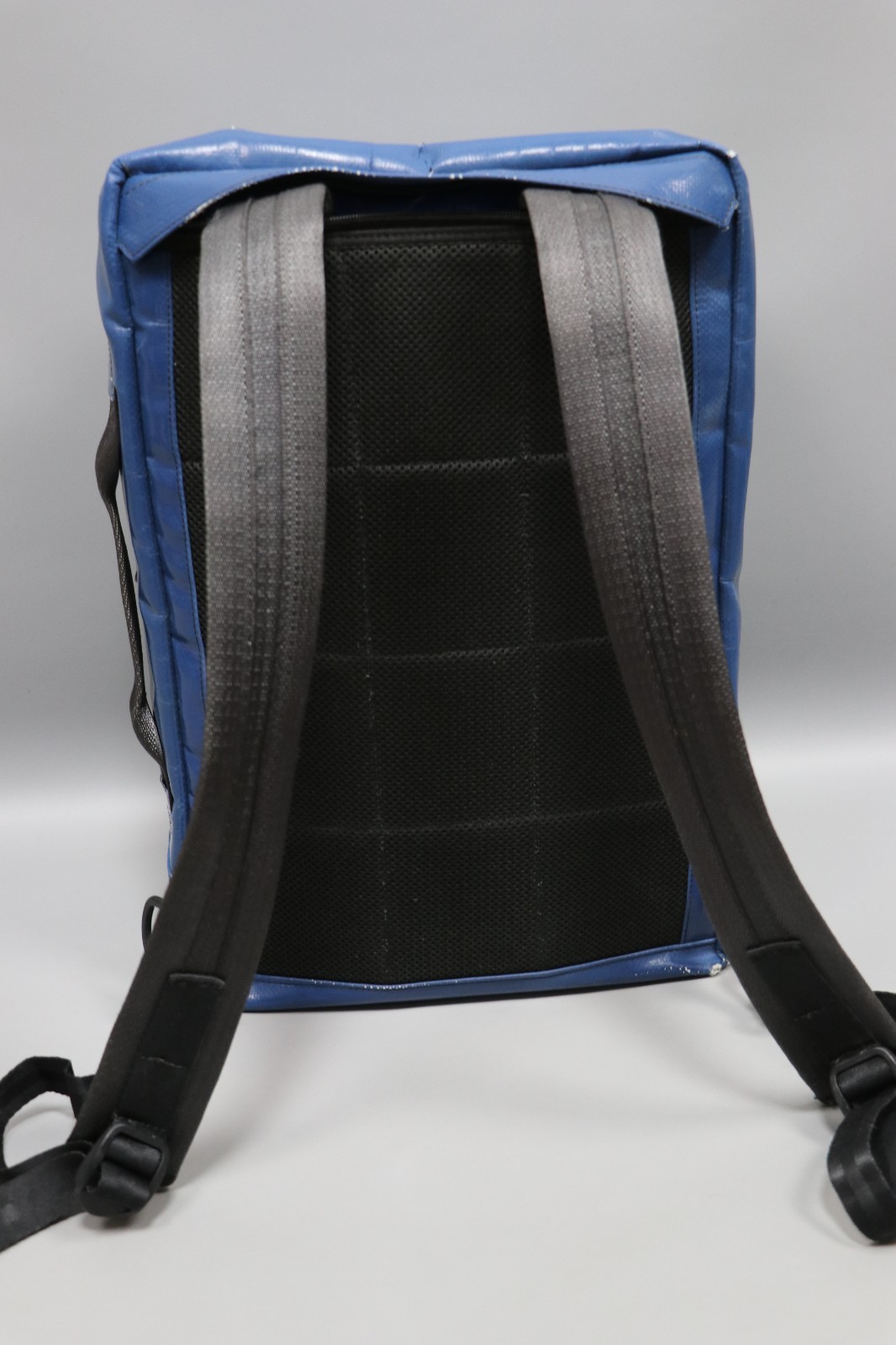FREITAG Vintage Ultra RARE F48 HAZZARD Navy blue Messenger-BACKPACK Sz Large image 7