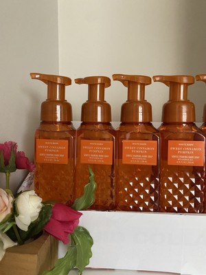 4 New SWEET CINNAMON PUMPKIN GENTLE FOAMING HAND SOAP BATH & BODY WORKS