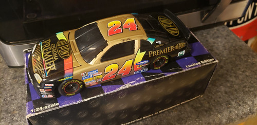 Jeff Gordon #24 Dupont Chroma Premier 1997 Monte Carlo Black Window Bank