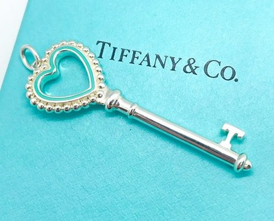 Tiffany & Co groß 2'' türkis blau Emaille Herz Perlen Trefoil Schlüssel Charm Anhänger