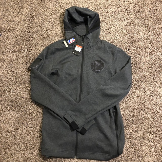 nba thermaflex hoodie