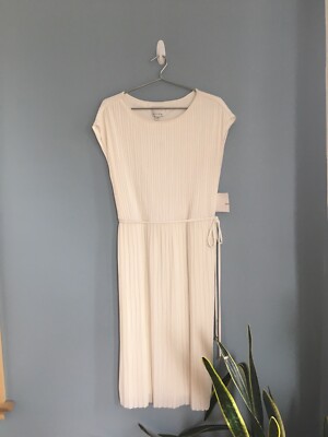 NWT Donna Morgan Ivory Pleated waist tie dress Size 12