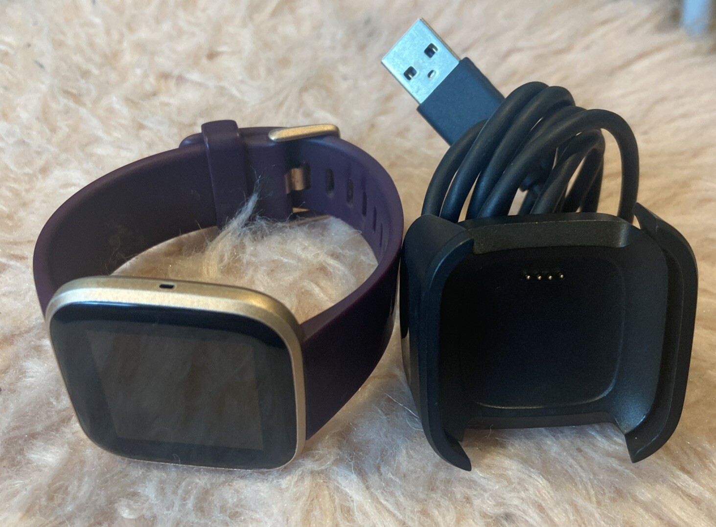 FITBIT Versa 2 FB507 Rose Plum Bluetooth Activity Tracker with Charger Tested-image