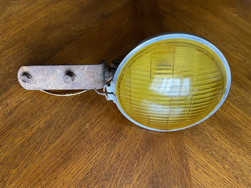 Vintage A.R. MFG. CO. Amber Light 8304