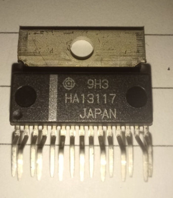 HA13117 Hitachi 14W BTL audio amplifier IC/NOS/15 pin ZIP package