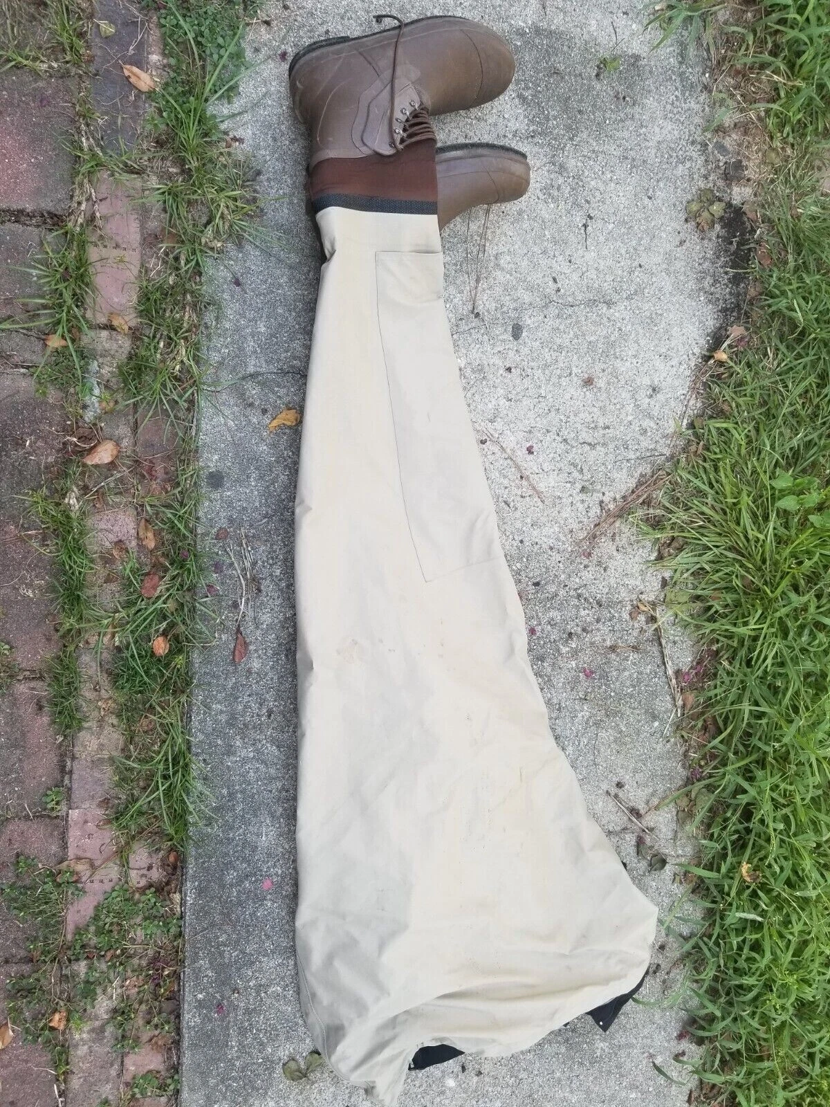 Mens Cabela's Waders 12 Khaki Boots