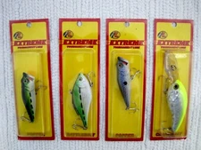 Lot of 4 New Bass Pro Shops Extreme Tournament Fishing Lures Crank Rattle Popper