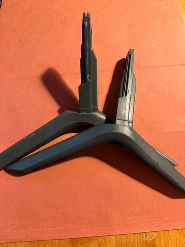 SAMSUNG UE65TU8000 BN96-50868A TV-FUSS BN63-18573X002 LINKS UND RECHTS