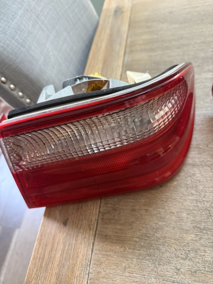 2000-2002 Mercedes-Benz E-CLASS E430 E320 Left+Right Side Tail Lights M8646 DW Foto 3 de 4