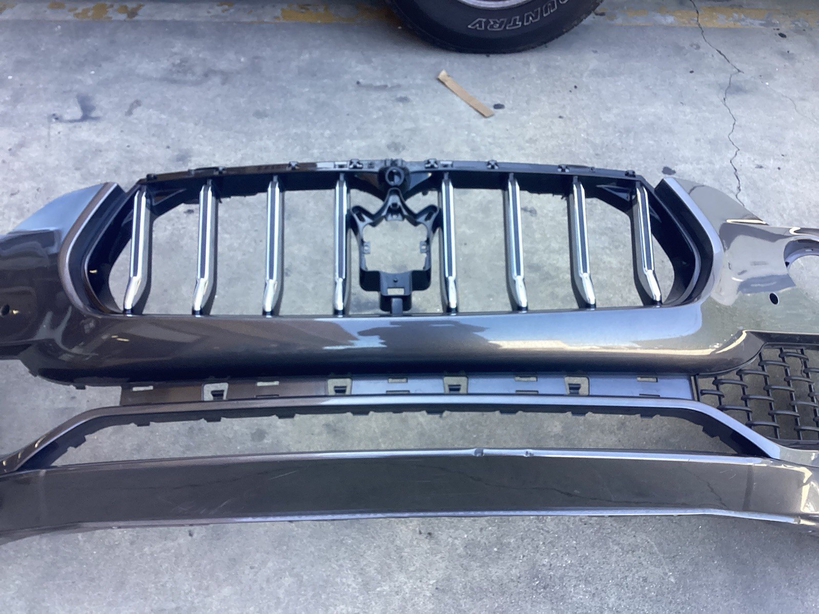 Maserati Levante 2021-2022 Front Bumper