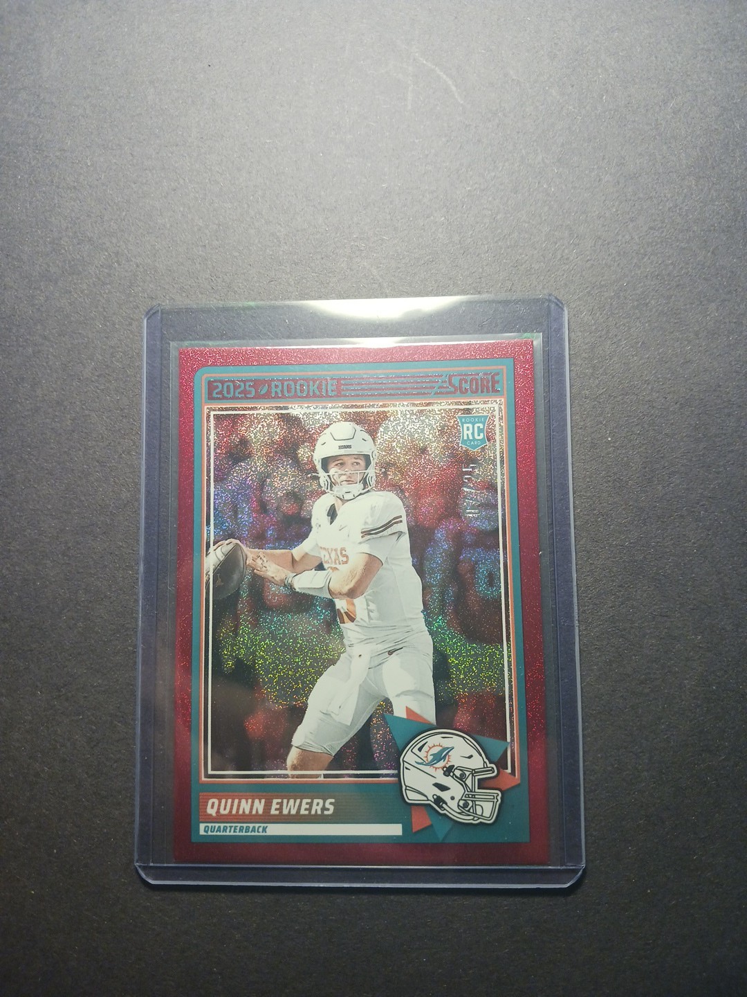 2025 Score - Rookies Quinn Ewers #75 Red Dots /25 (RC)