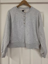 Women's Heather Gray Fleece Sweatshirt Long Sleeve Shirt, size Medium