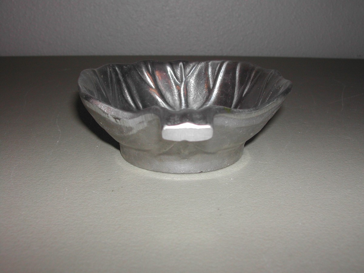 Vintage Wilton Mount Joy PA USA pewter Bowl Dish Metal Leaf | eBay