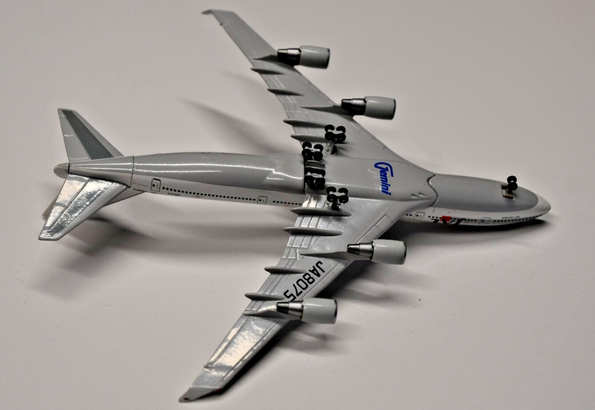 Gemini Jets 1/400 Boeing 747-400 JAL/Japan Airlines JA8075 203206